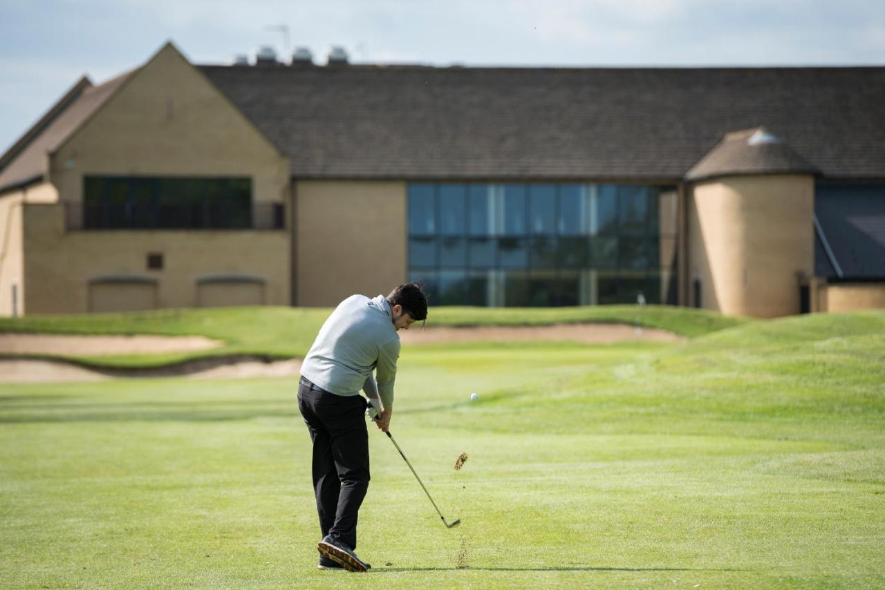 Hotel, Golf & Hotel 4*