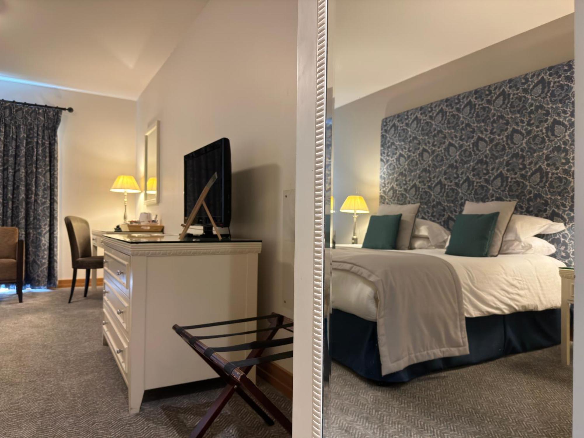 Hotel, Golf & 4* Bicester