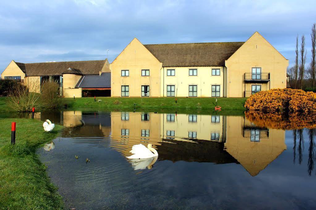Hotel, Golf & Hotel 4*