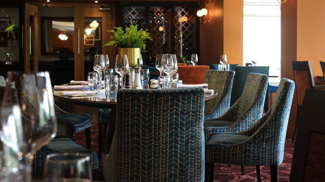 Hotel, Golf & Bicester